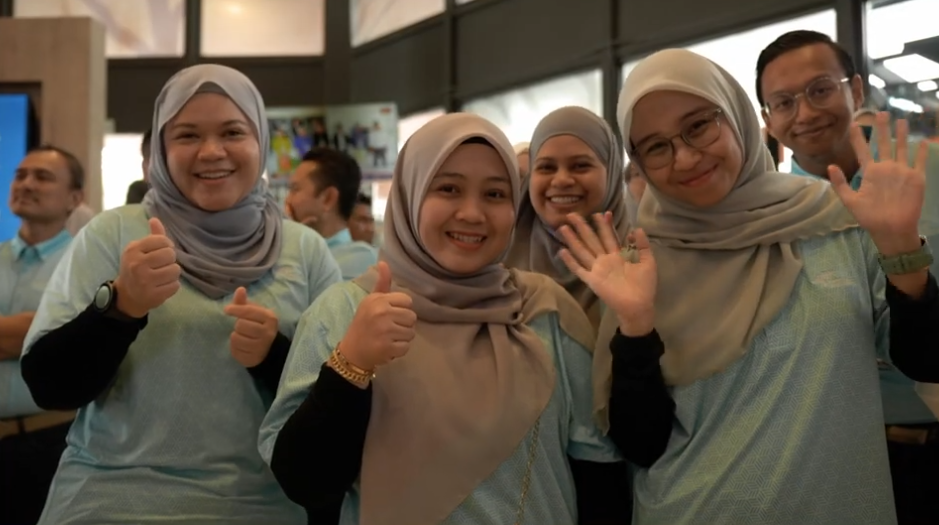 Exclusive Preview Aluna Residences — guests at the event